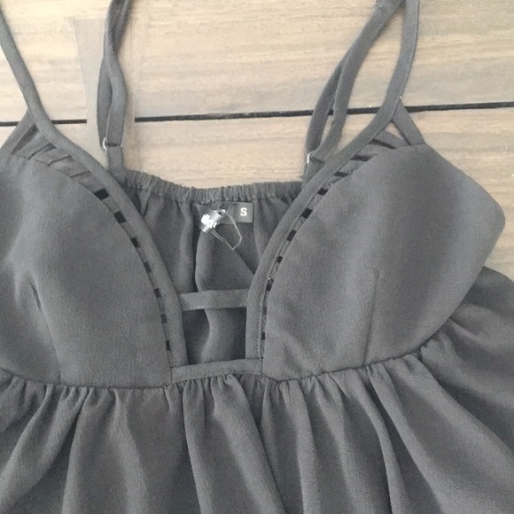 Black Flowy Tank Top - Picture 2 of 3